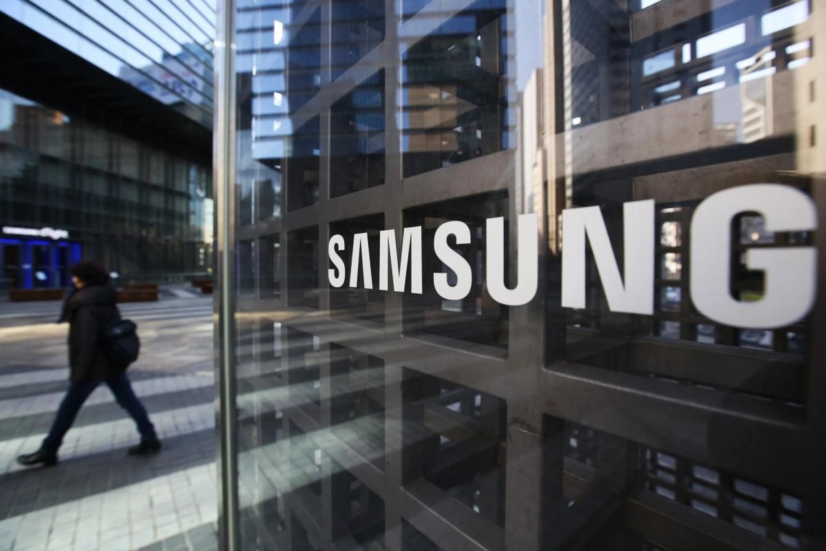 Samsung OLED macht Tesla Optimus zum Roboter mit Gesicht