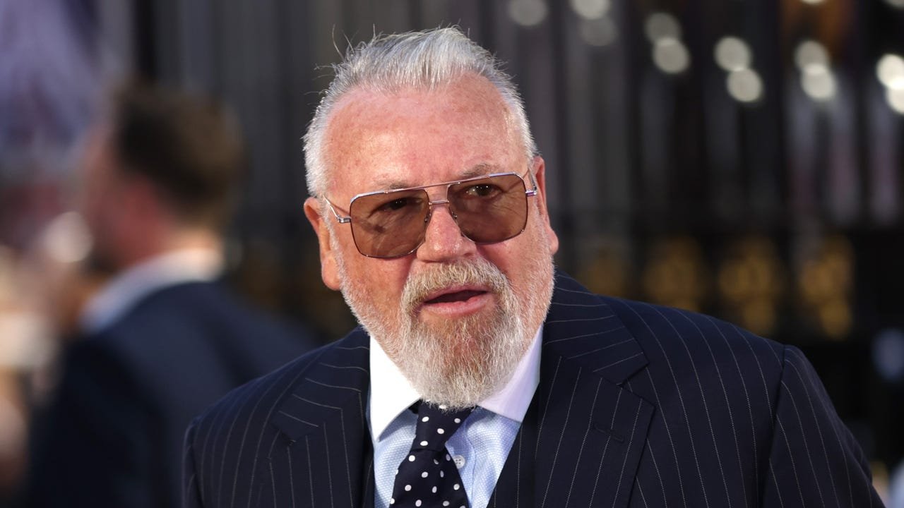 Ray Winstone wollte Black Widow verlassen wegen massiver Marvel-Nachdrehs