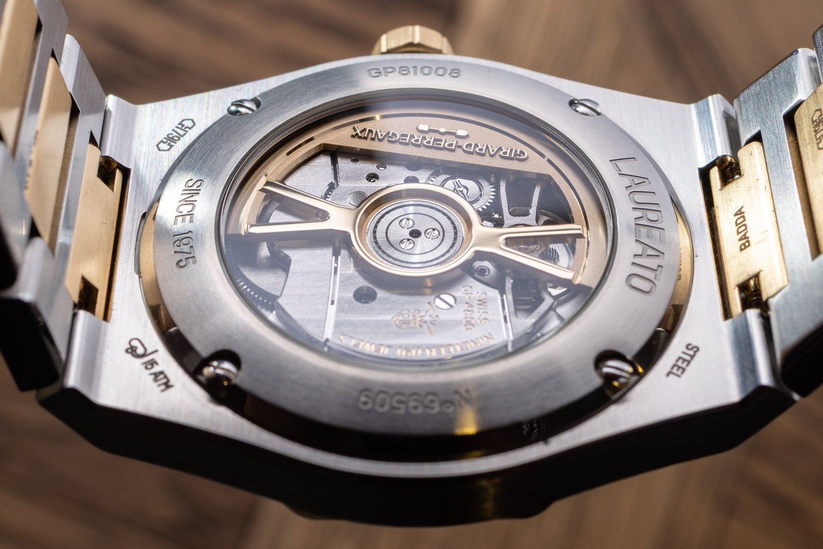 Girard-Perregaux Laureato Fifty: Eine neue Ära für eine Legende