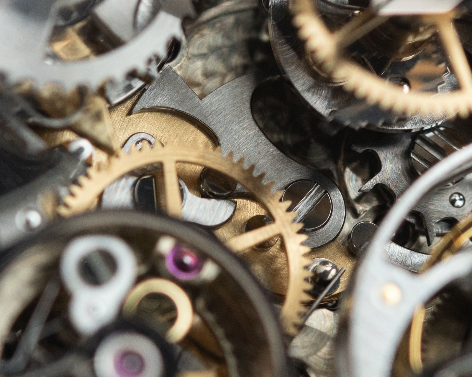 Chopard L.U.C Grand Strike: Wenn eine Grande Sonnerie zur lebendigen Maschine am Handgelenk wird